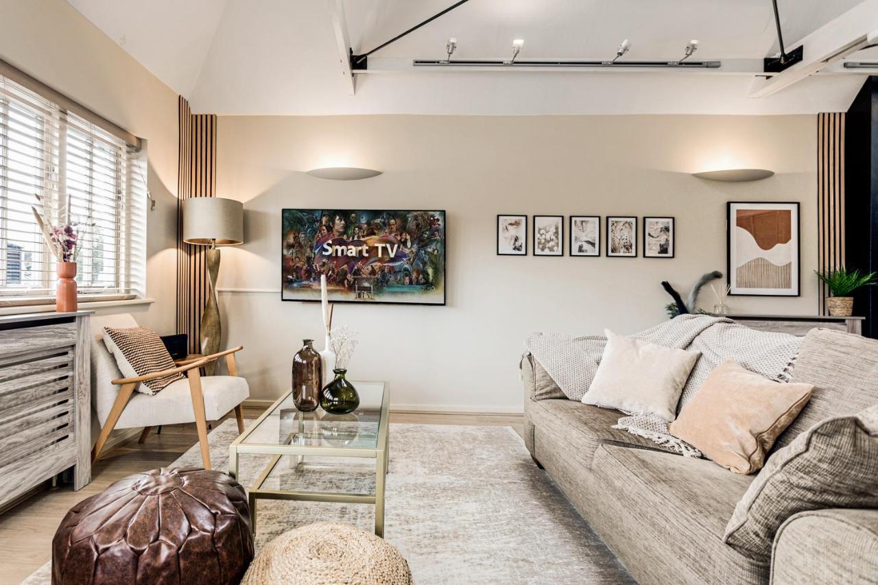 The Rafters - 2 Bedroom Apartment - Central Location - Vibrant Atmosphere แคนเทอร์เบอรี ภายนอก รูปภาพ