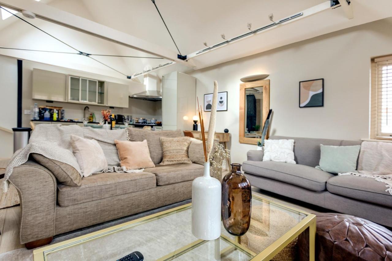 The Rafters - 2 Bedroom Apartment - Central Location - Vibrant Atmosphere แคนเทอร์เบอรี ภายนอก รูปภาพ