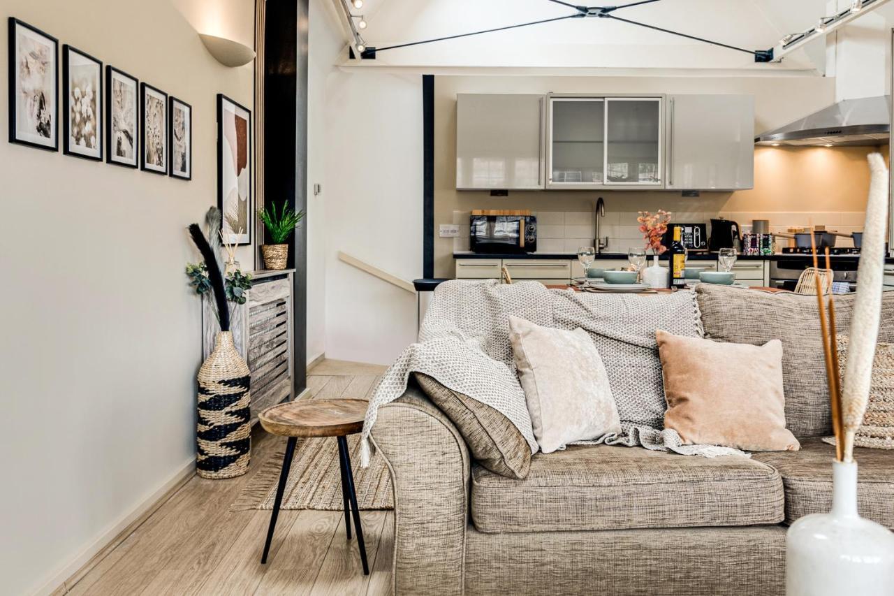 The Rafters - 2 Bedroom Apartment - Central Location - Vibrant Atmosphere แคนเทอร์เบอรี ภายนอก รูปภาพ