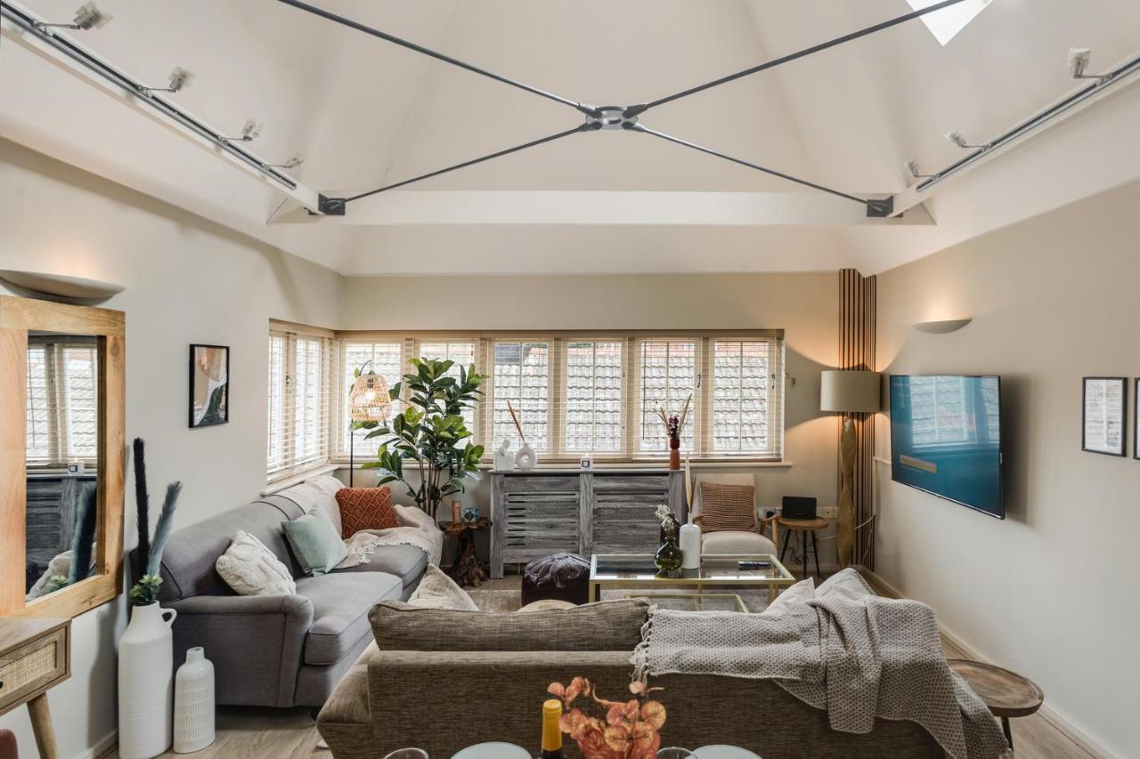 The Rafters - 2 Bedroom Apartment - Central Location - Vibrant Atmosphere แคนเทอร์เบอรี ภายนอก รูปภาพ